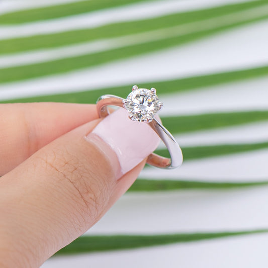Moissanite diamond US Holloway Jewellery
