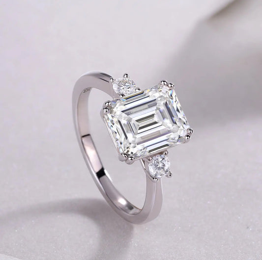 Moissanite Diamond UK Holloway Jewellery