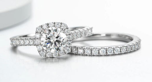 Will People Be Able to Tell that it’s Not a Diamond?