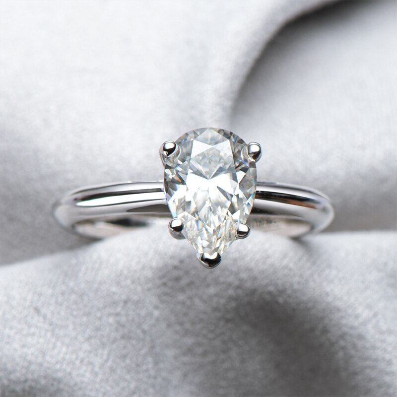 Moissanite Diamond Engagement Ring
