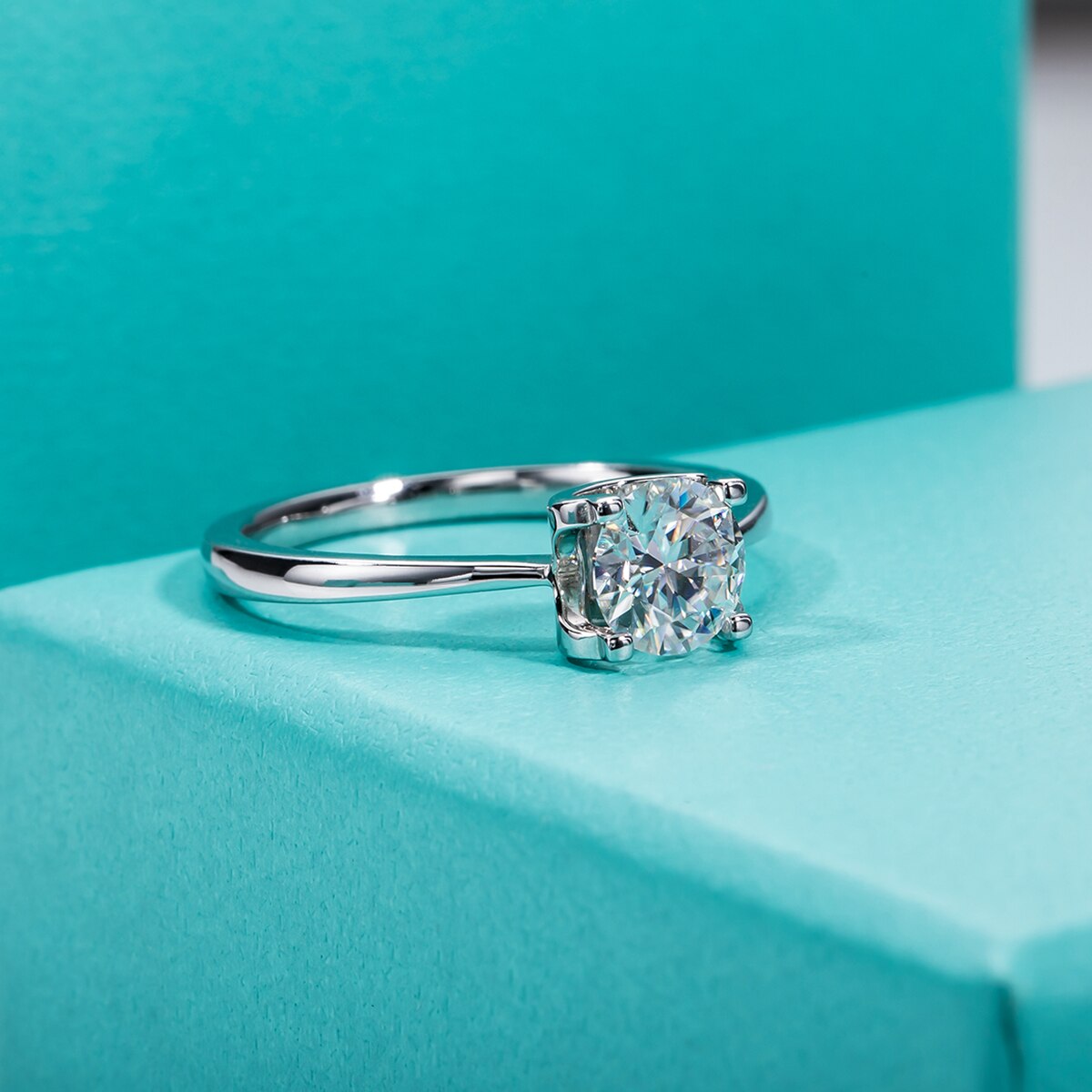 Holloway Jewellery Moissanite Diamond Engagement Ring Australia