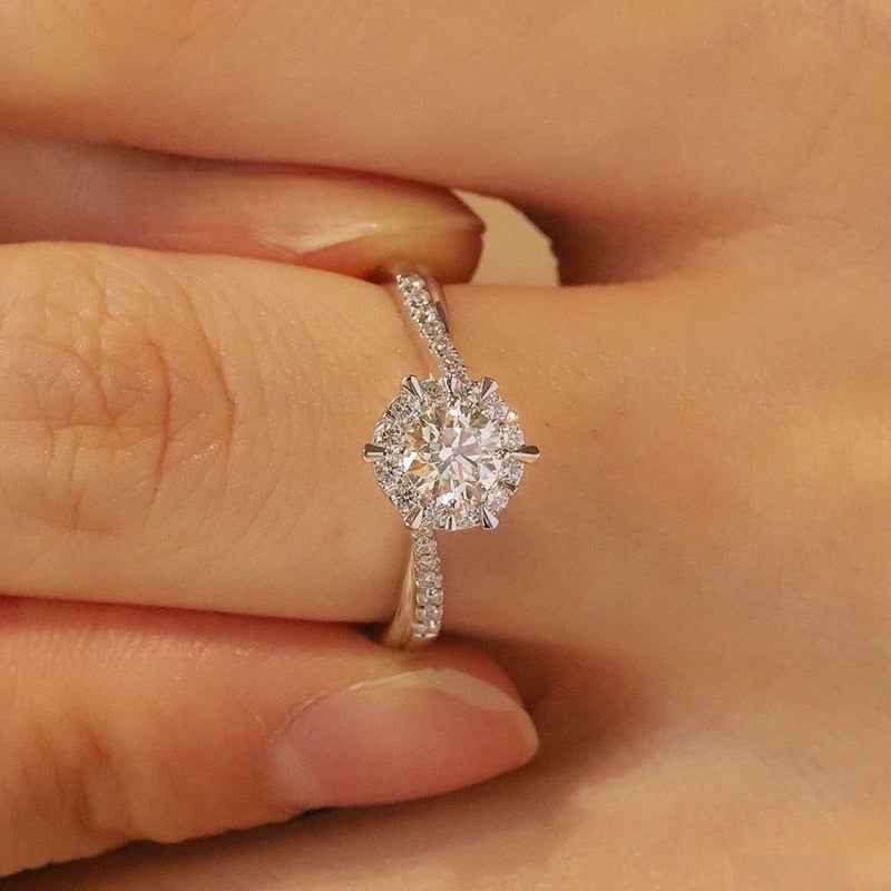 Holloway Jewellery Resizable Moissanite Diamond Ring