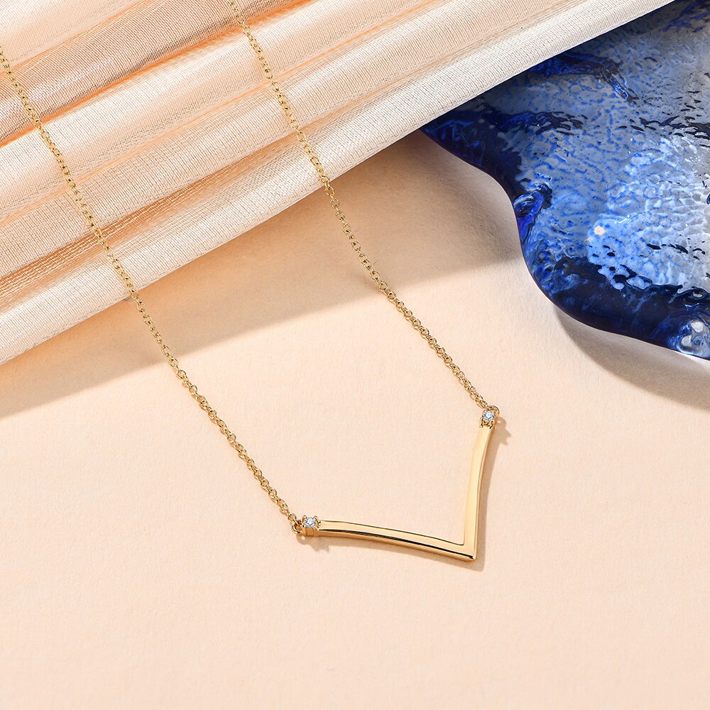 Holloway Jewellery NZ Moissanite Diamond Gold Pendant