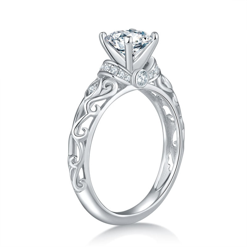 1 carat round moissanite vintage ring Holloway Jewellery UK