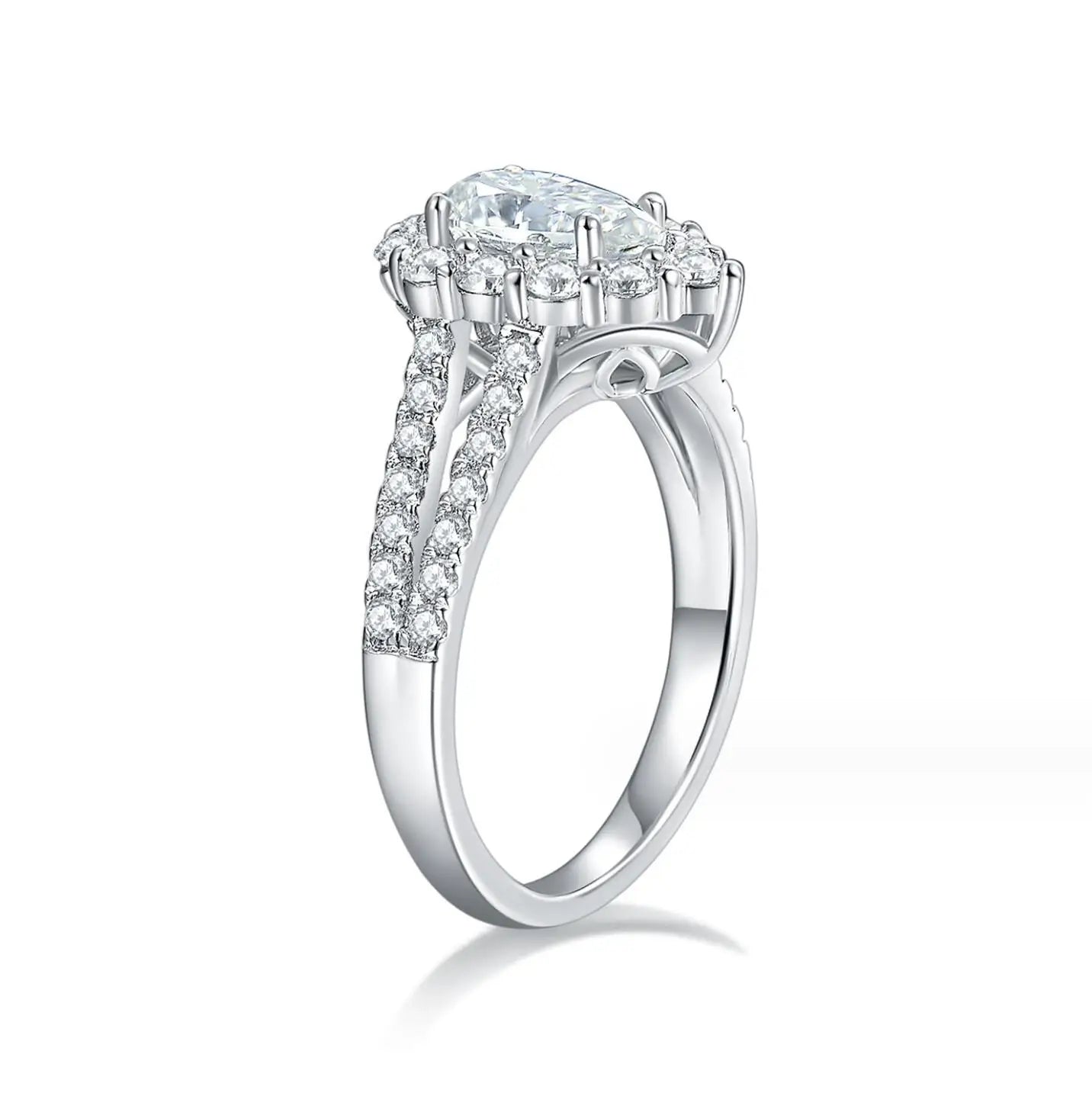 1ct Pear Shape Moissanite Diamond Ring