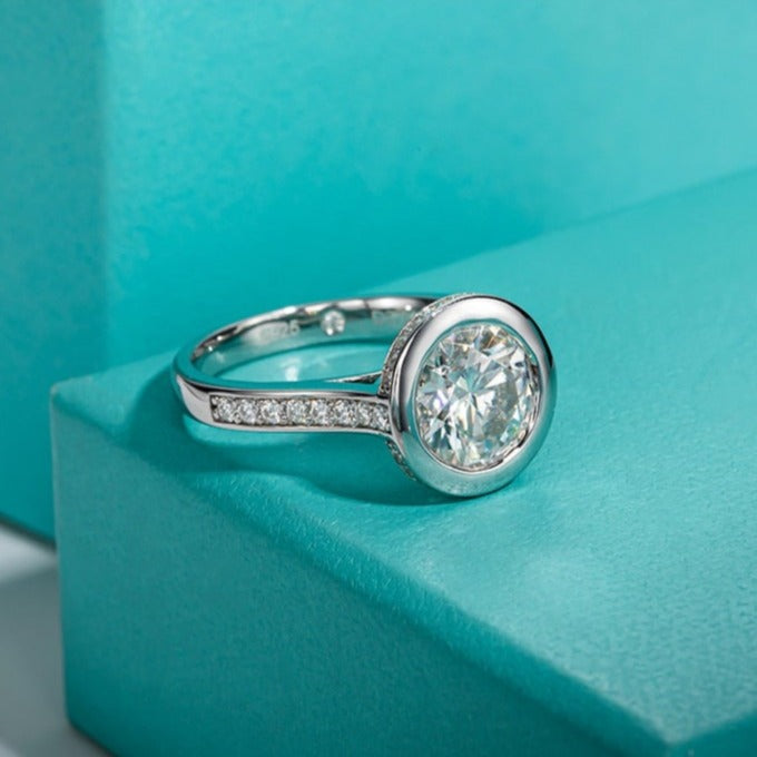 Holloway Jewellery US Moissanite Diamond Ring Sterling Silver