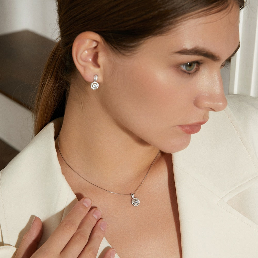 Holloway Jewellery Moissanite Pendant