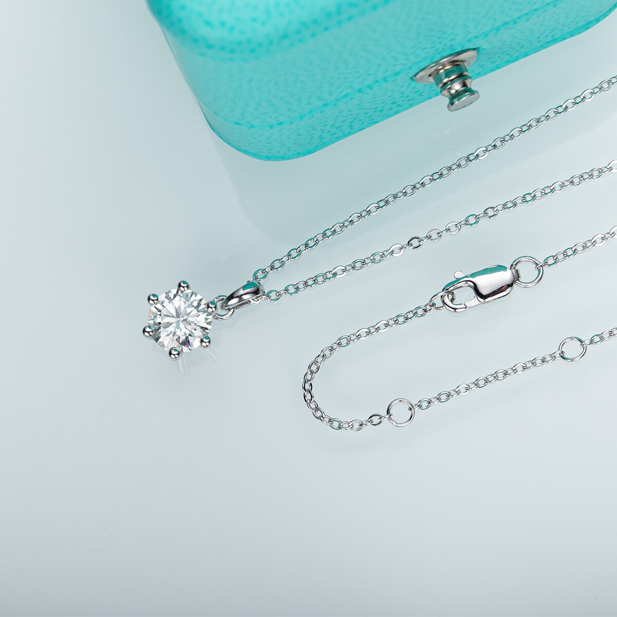 1 Carat Moissanite Diamond Necklace Pendant Free Shipping UK