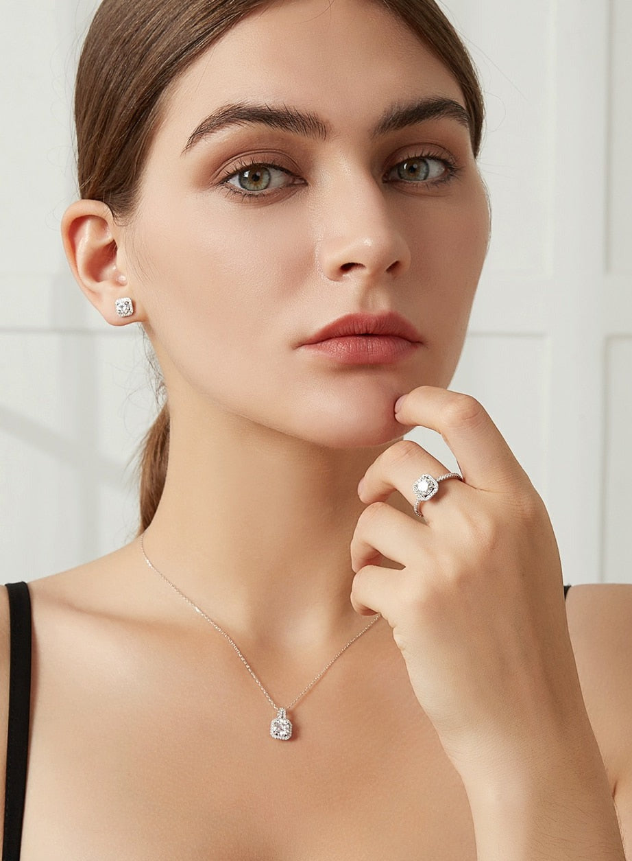 Moissanite Necklace United States