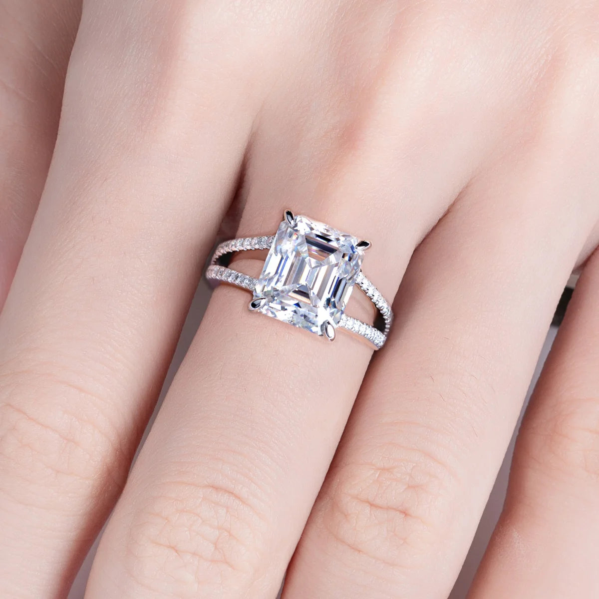 Sterling Silver Moissanite Diamond Ring