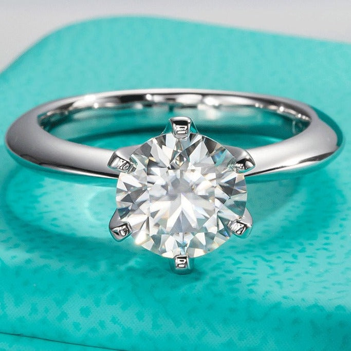 Moissanite Ring UK