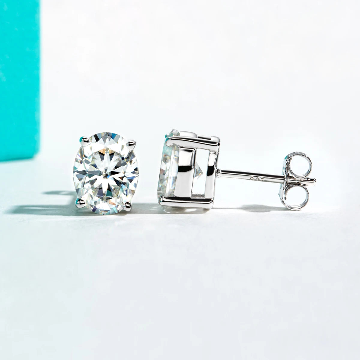 Holloway Jewellery Canada Moissanite Diamond Stud Earrings
