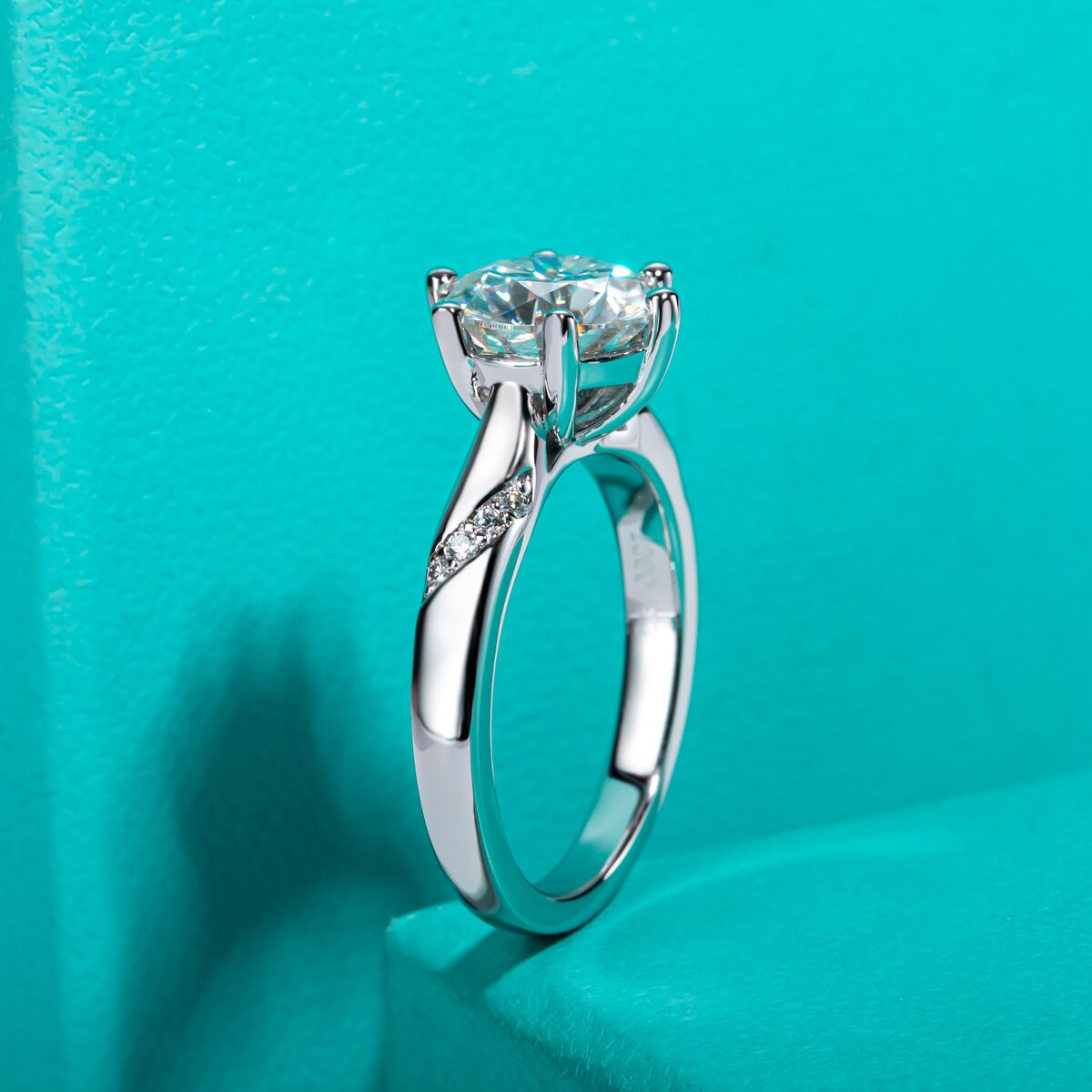 Sterling Silver Moissanite Engagement Ring Free Shipping UK