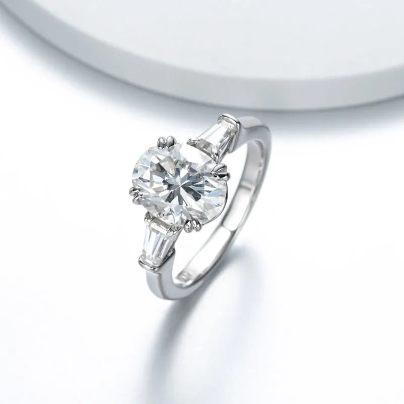 Holloway Jewellery UK Moissanite Diamond Ring
