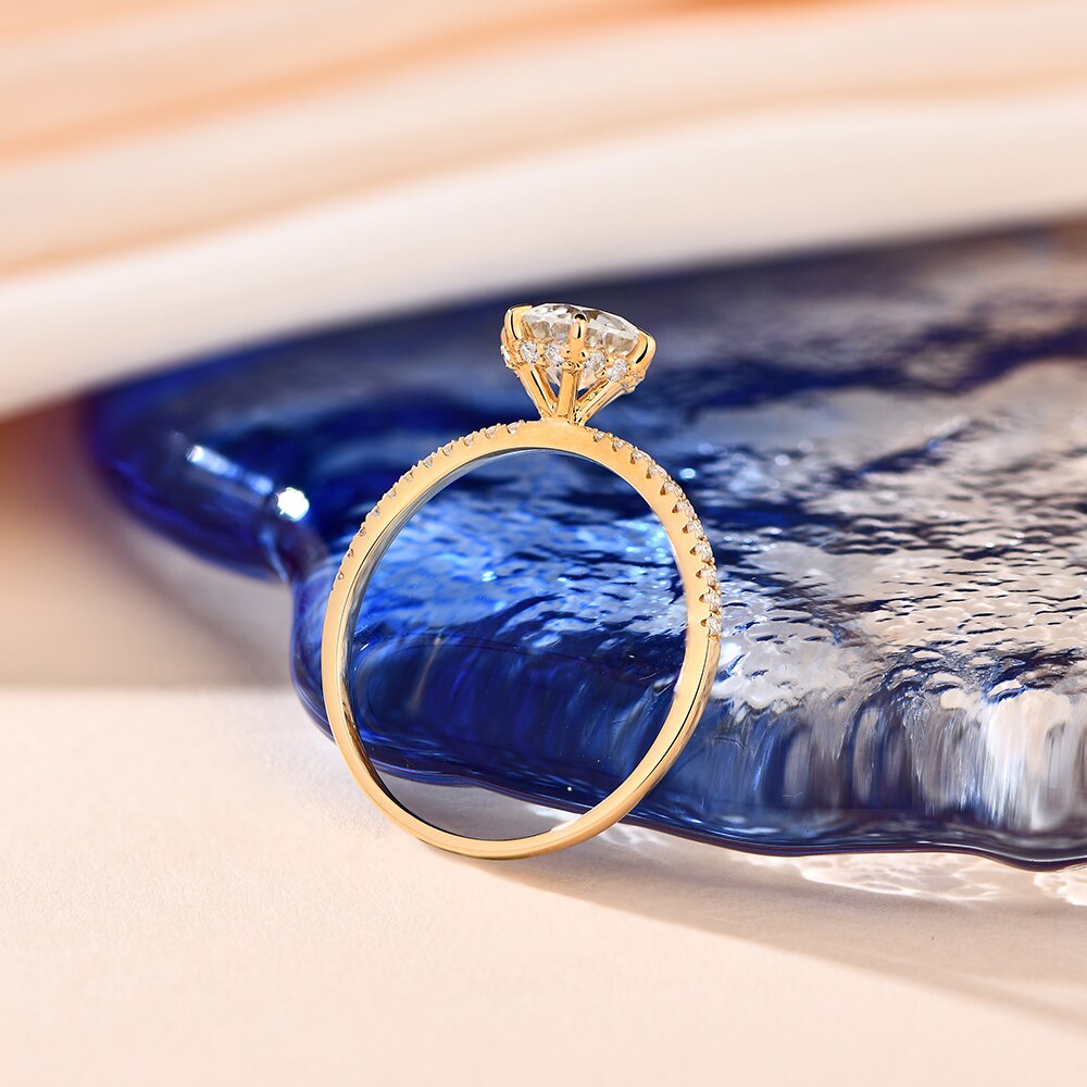 Moissanite Diamond Engagement Ring