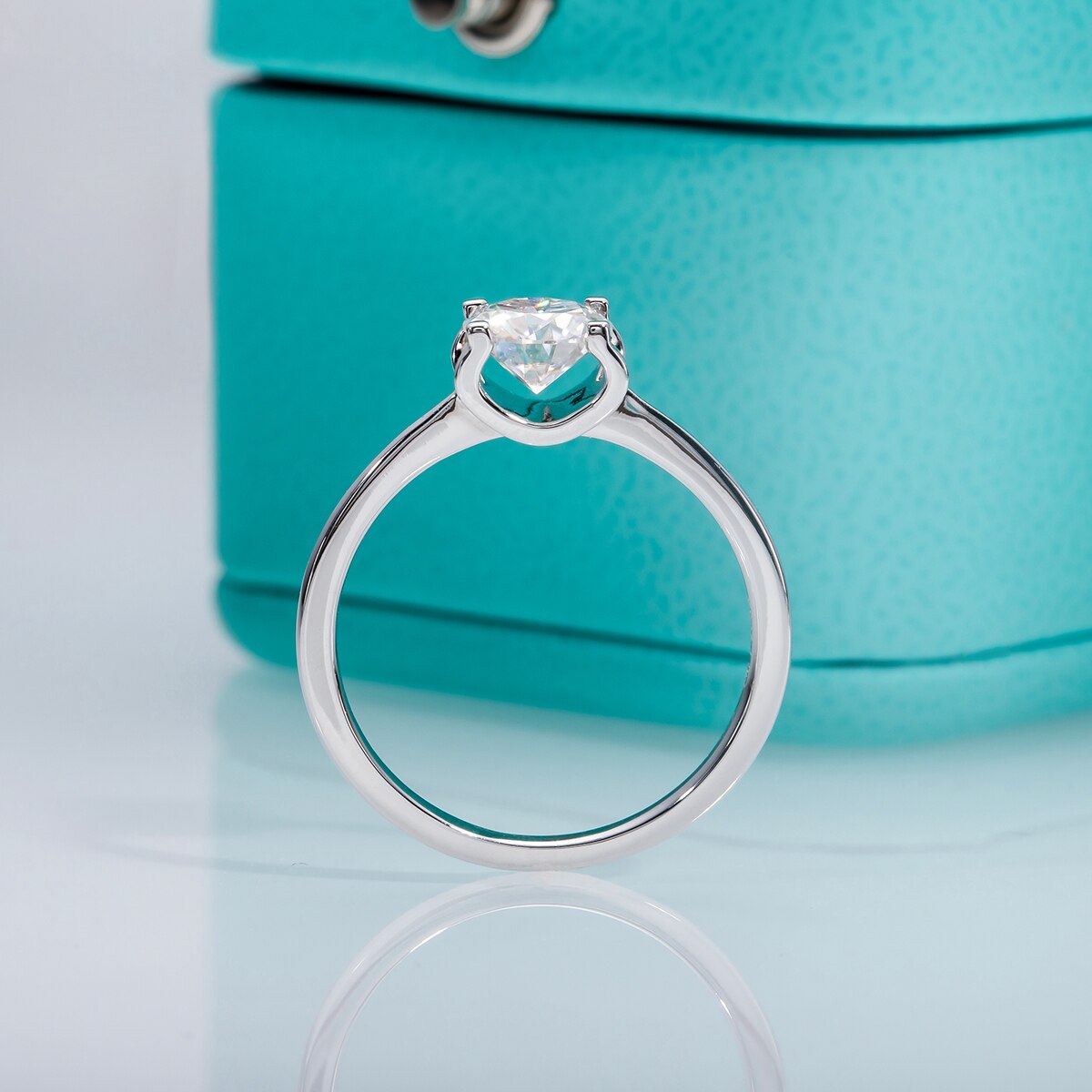 Holloway Jewellery NZ Moissanite Diamond Ring
