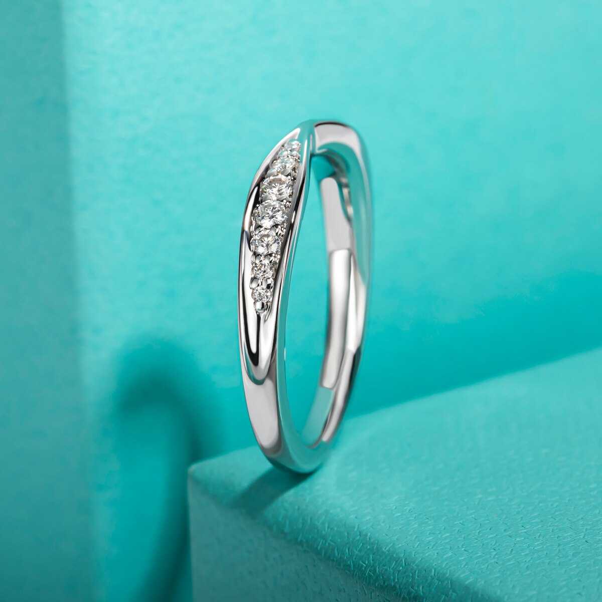Free Shipping US Moissanite Diamond Wedding Band