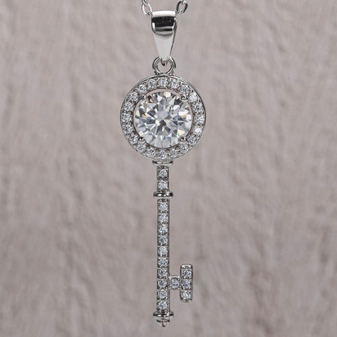Holloway Jewellery UK Moissanite Pendant