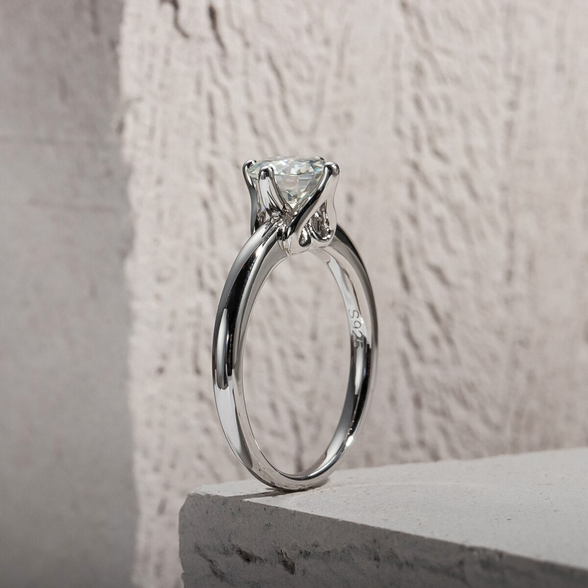 Holloway Jewellery Moissanite Diamond Engagement Ring