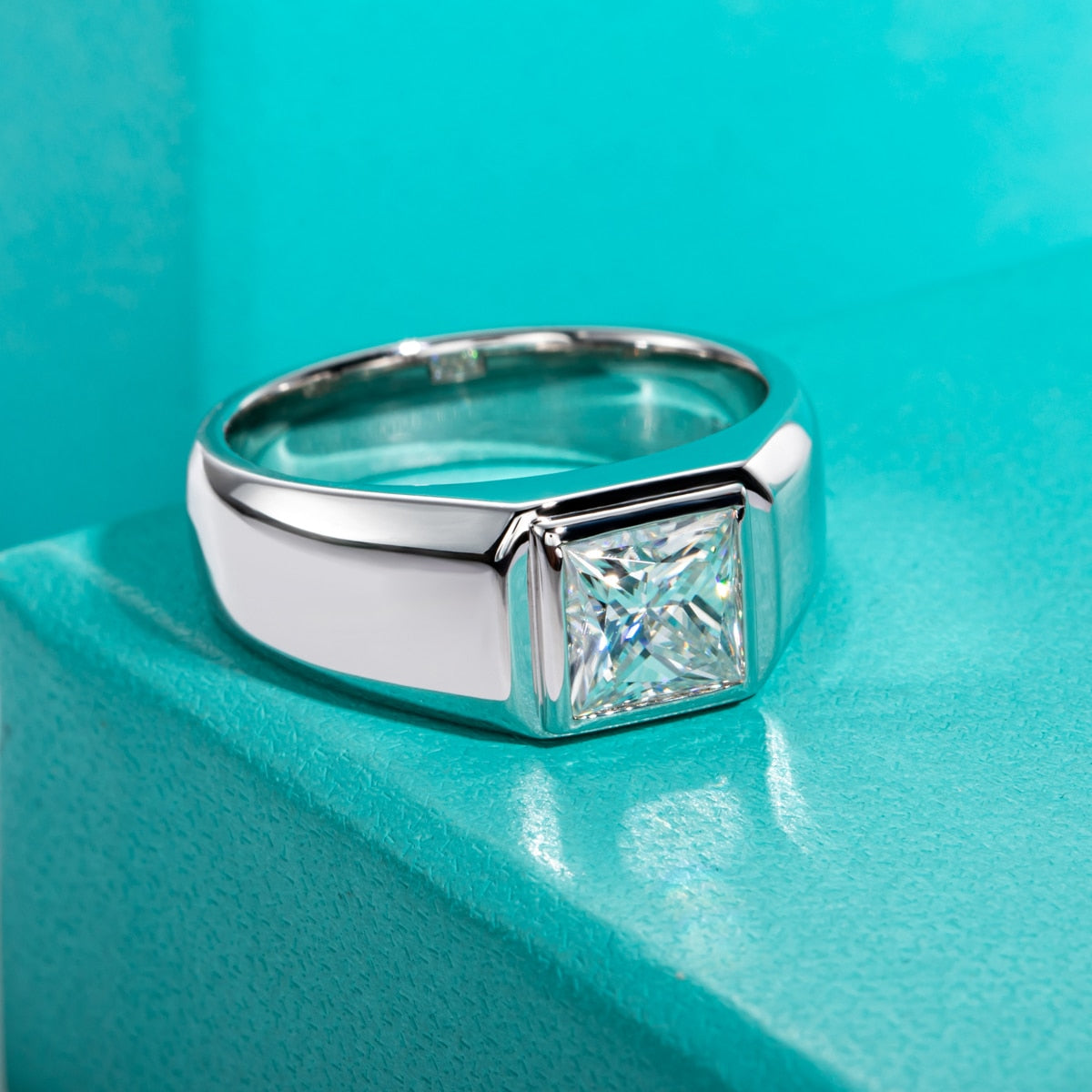 Holloway Jewellery Mens Moissanite Ring
