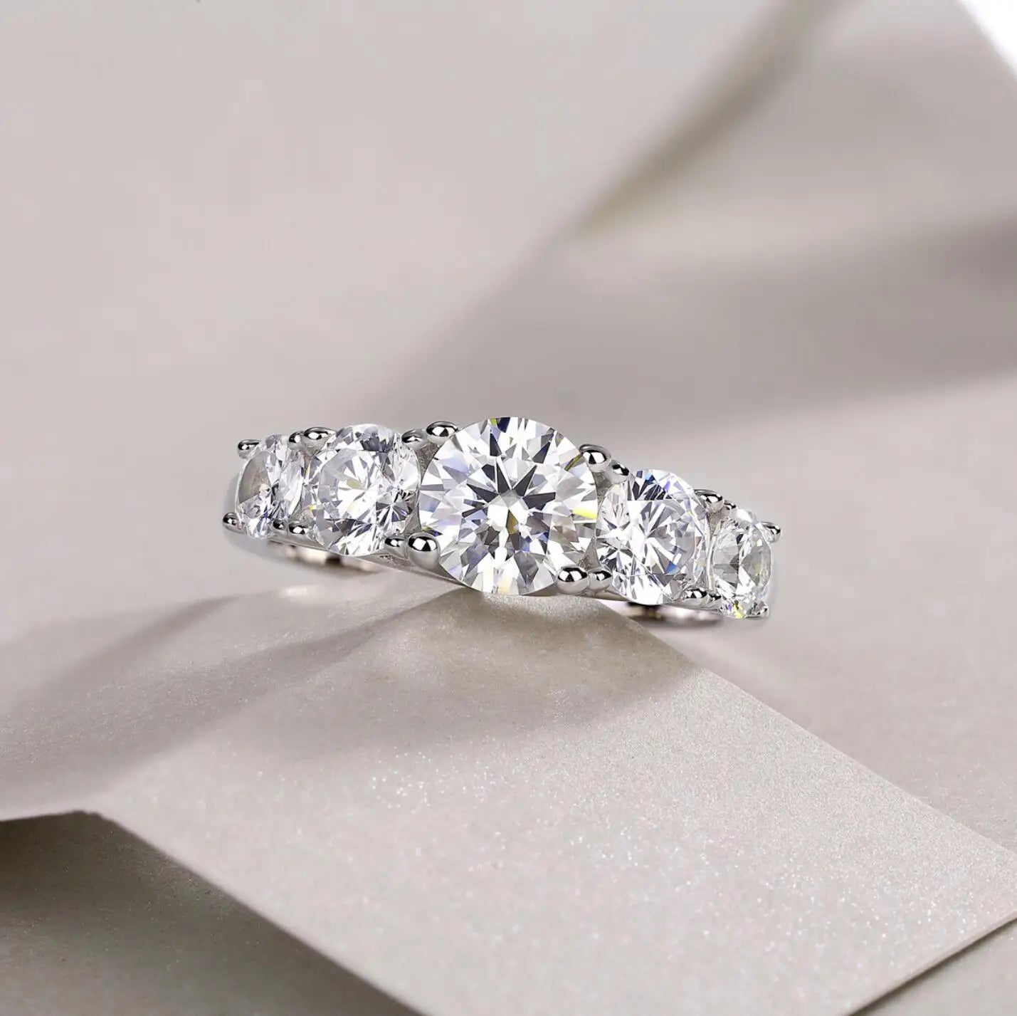 Holloway Jewellery Moissanite Diamond Ring