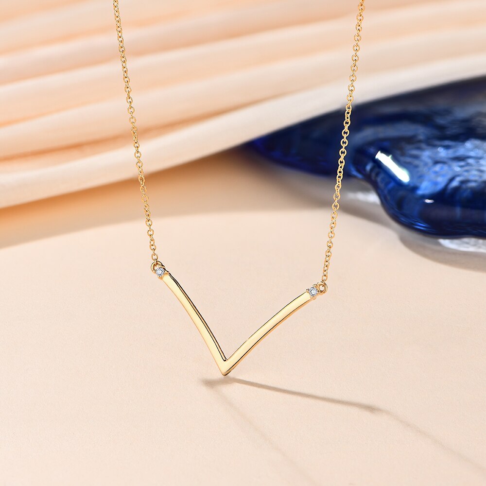 Moissanite Diamond Necklace Gold Free Shipping UK