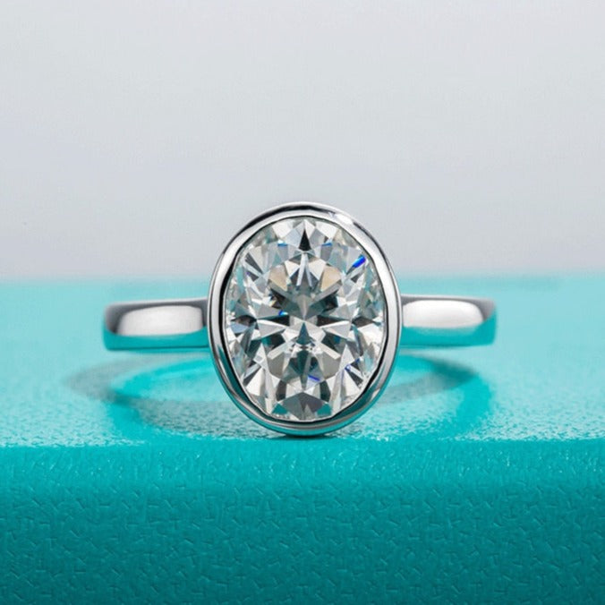 Oval Moissanite Diamond Engagement Ring