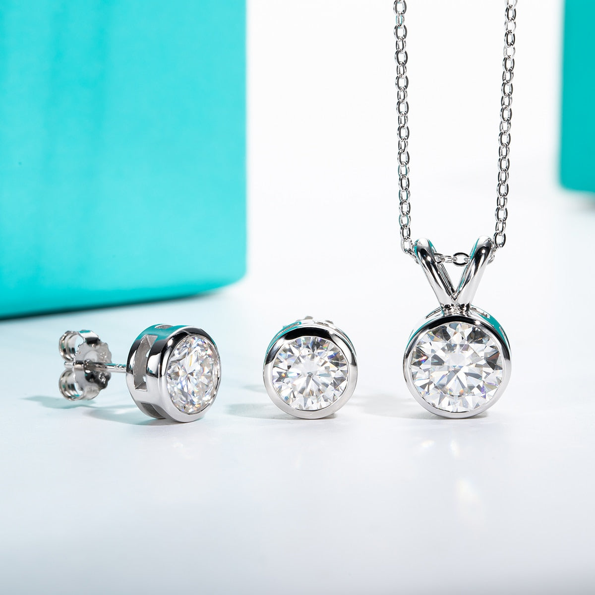 Jewellery Set 2ct Bezel Set Moissanite Necklace and 1ct Moissanite Earrings