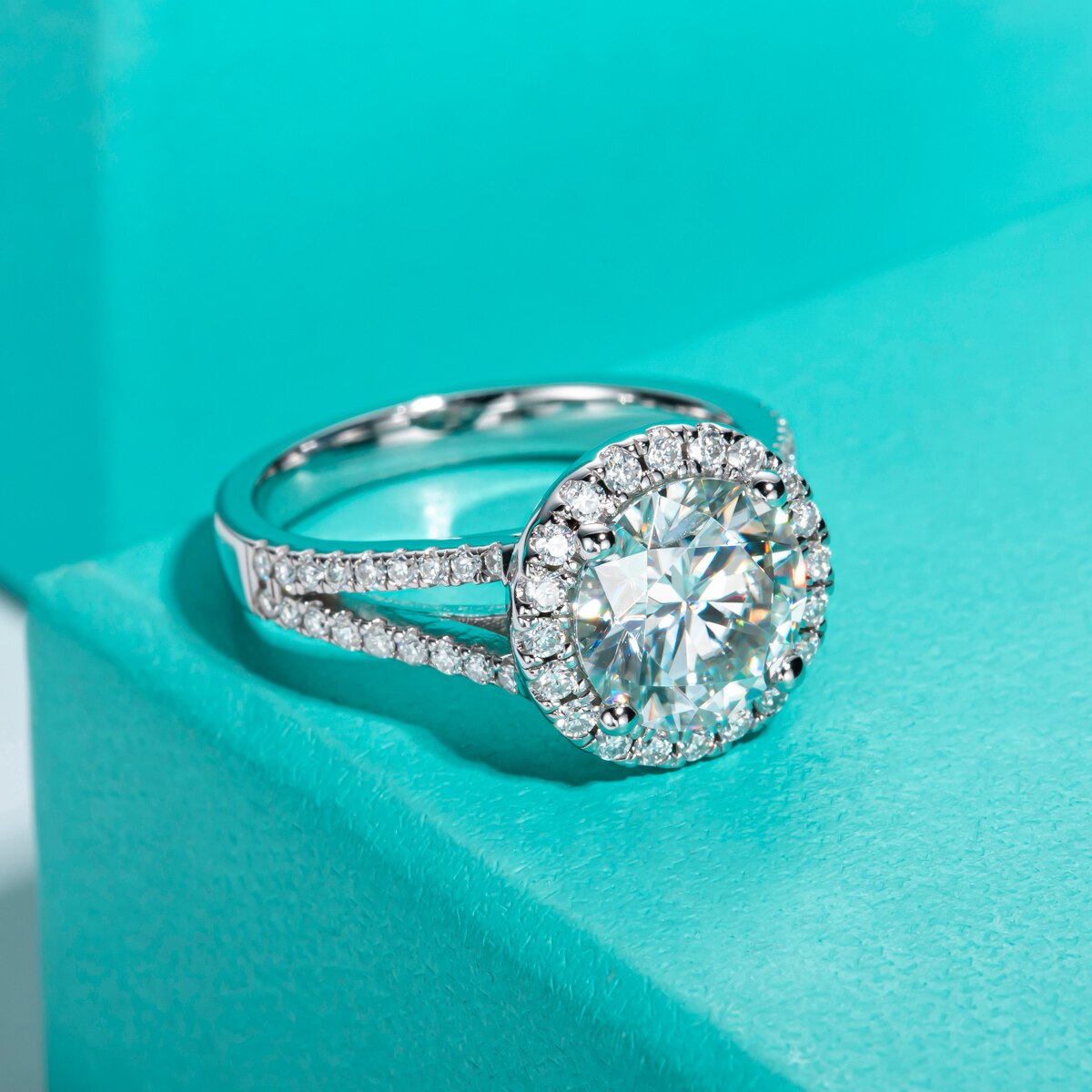 3ct halo ring moissanite diamond Holloway Jewellery