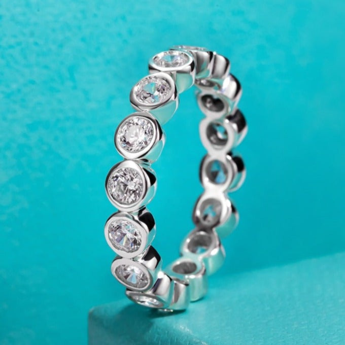 Holloway Jewellery NZ Moissanite Diamond Wedding Band