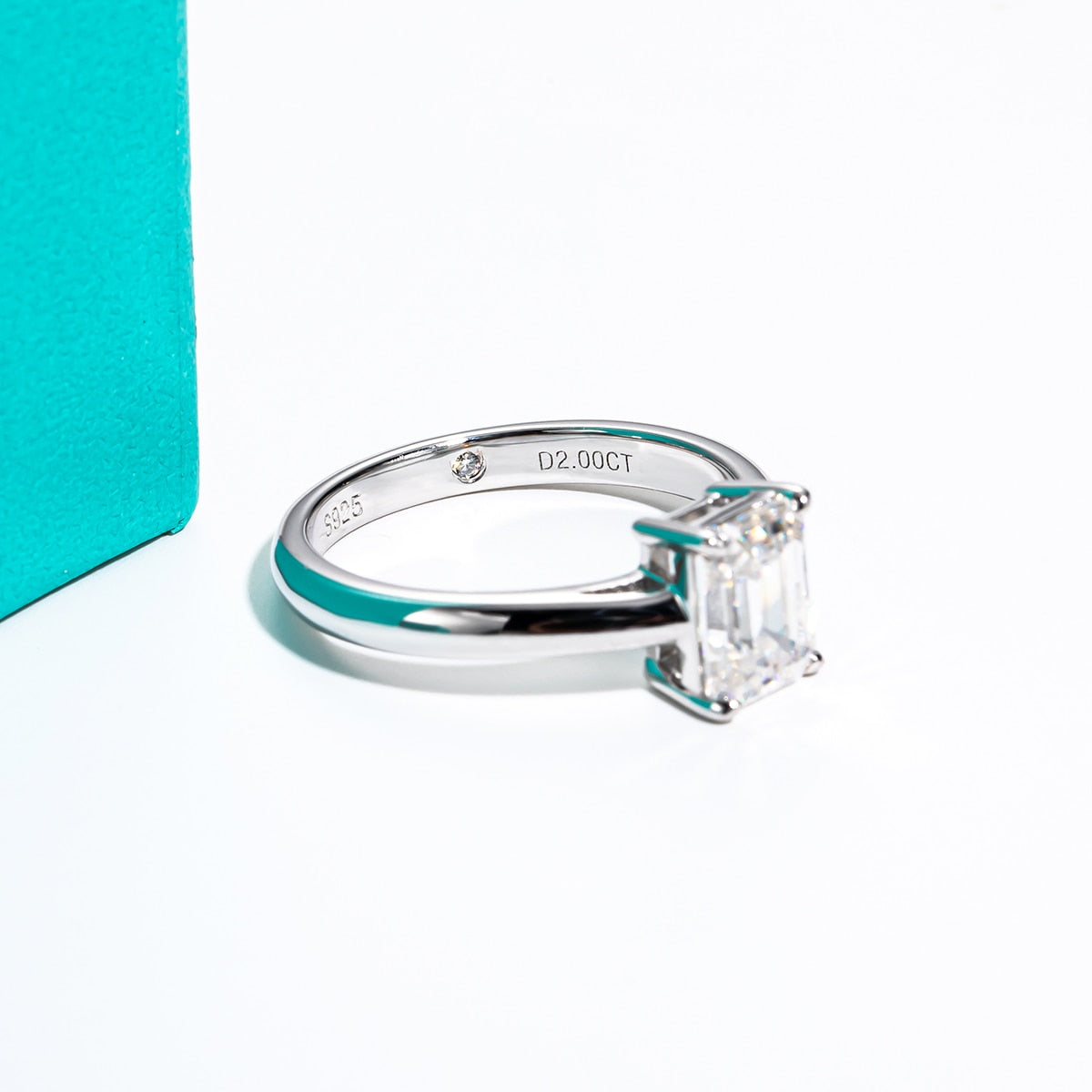 Moissanite Diamond Engagement Ring