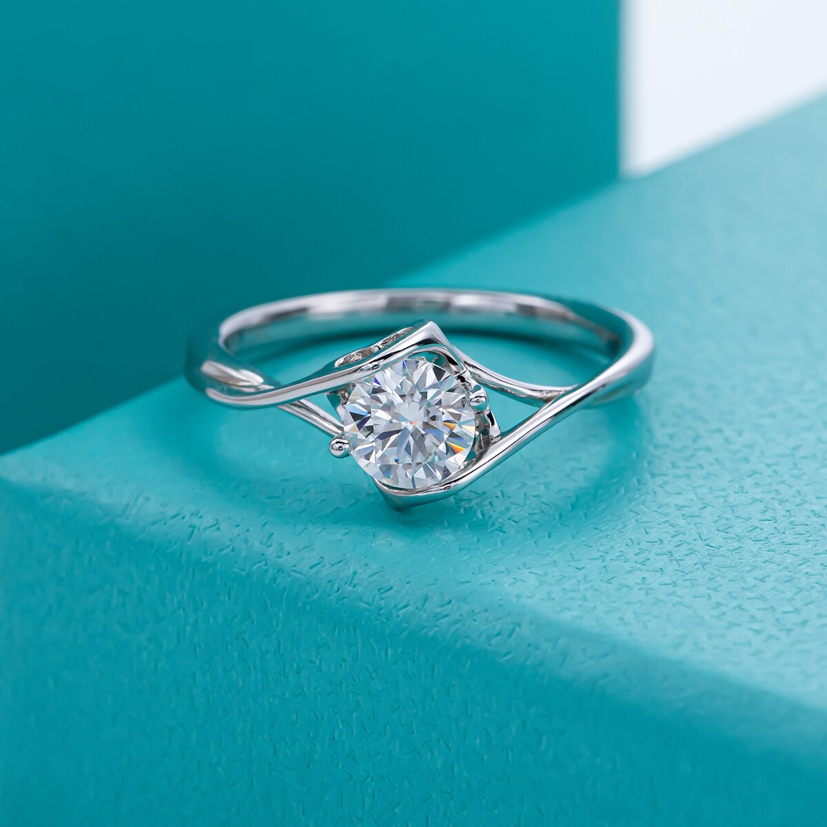 Free Shipping NZ Moissanite Diamond Engagement Ring