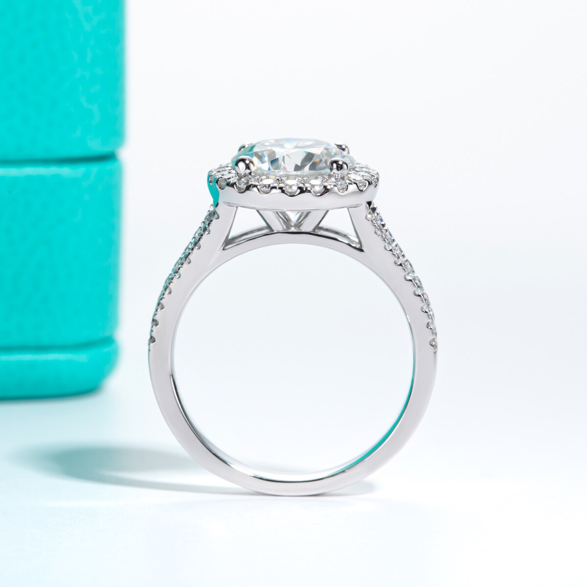 halo moissanite ring holloway jewellery NZ