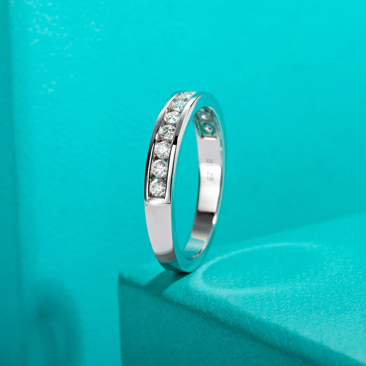 Moissanite Diamond Wedding Ring