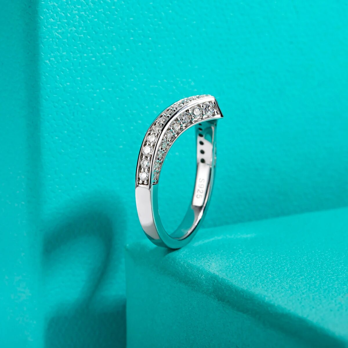 Sterling Silver Moissanite Diamond Ring