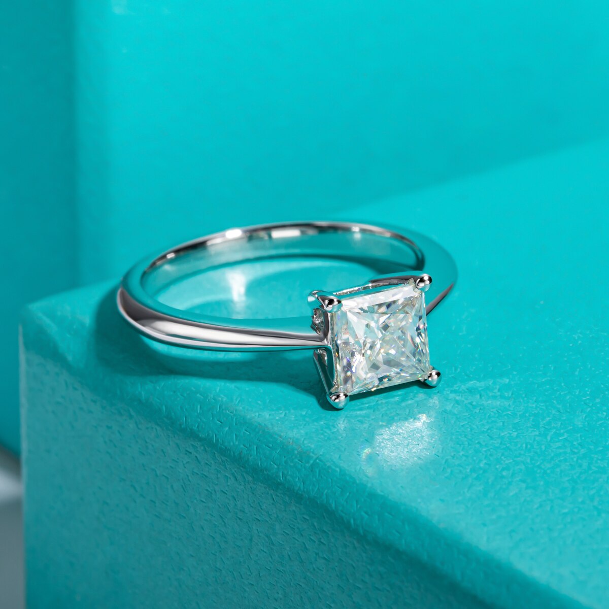 Holloway Jewellery Princess Cut Moissanite Ring