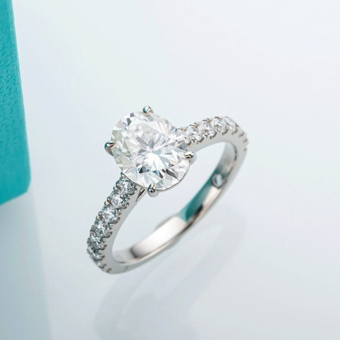 Oval Cut Moissanite Engagement Ring UK