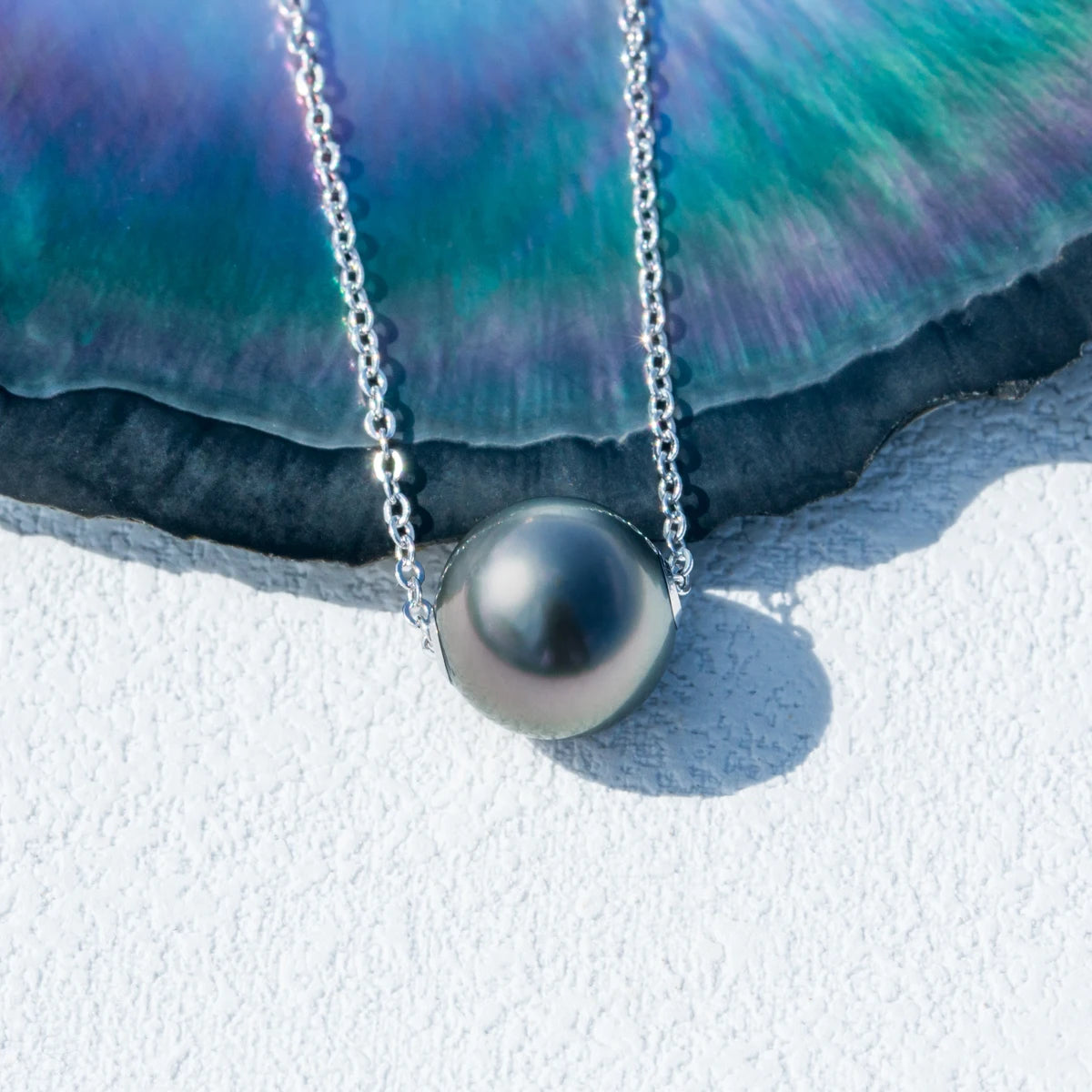 Holloway Jewellery UK Black Pearl Pendant Necklace