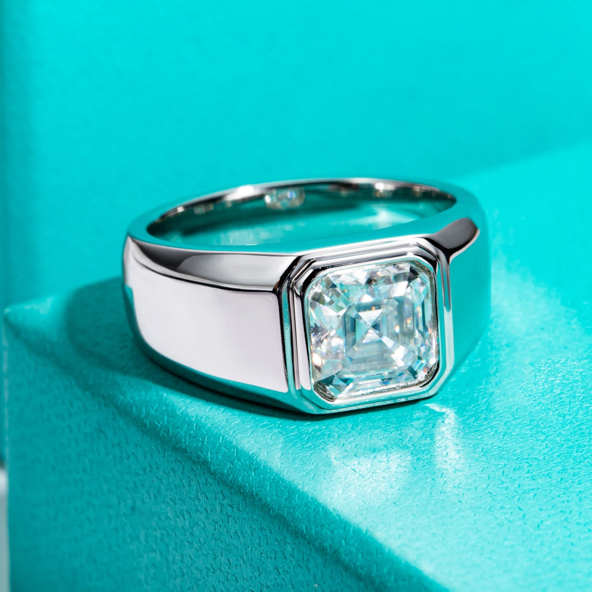 Holloway Jewellery Mens Moissanite Ring