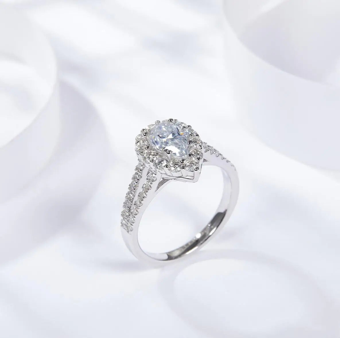 Moissanite Diamond Ring Free Shipping UK