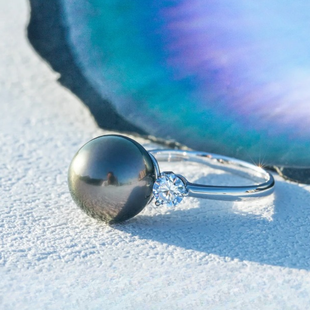 Tahitian Black Pearl Moissanite Diamond Engagement Ring Holloway Jewellery Canada