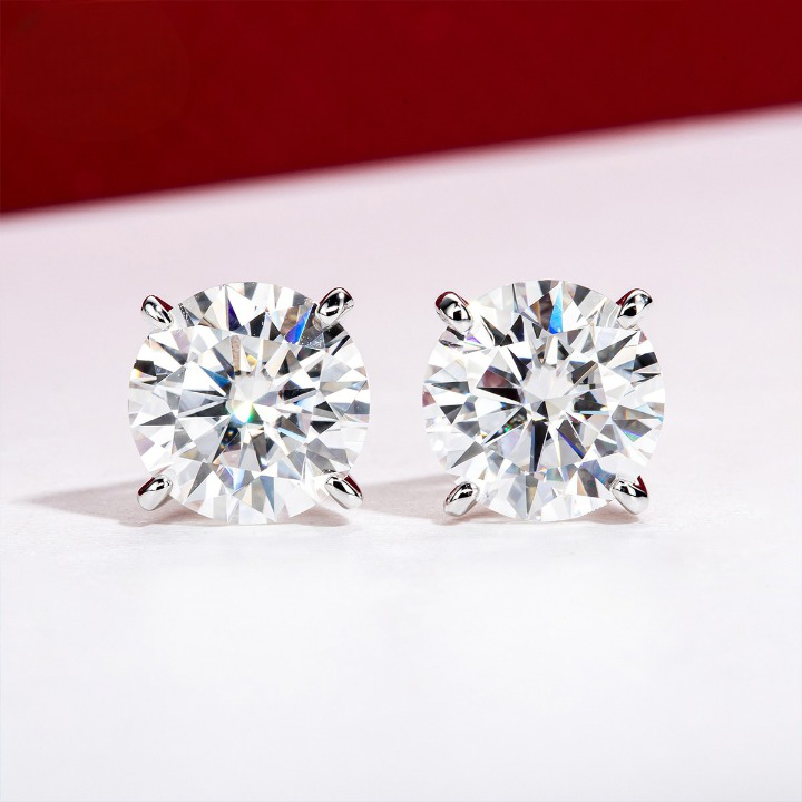 0.5 Carat Moissanite Earrings