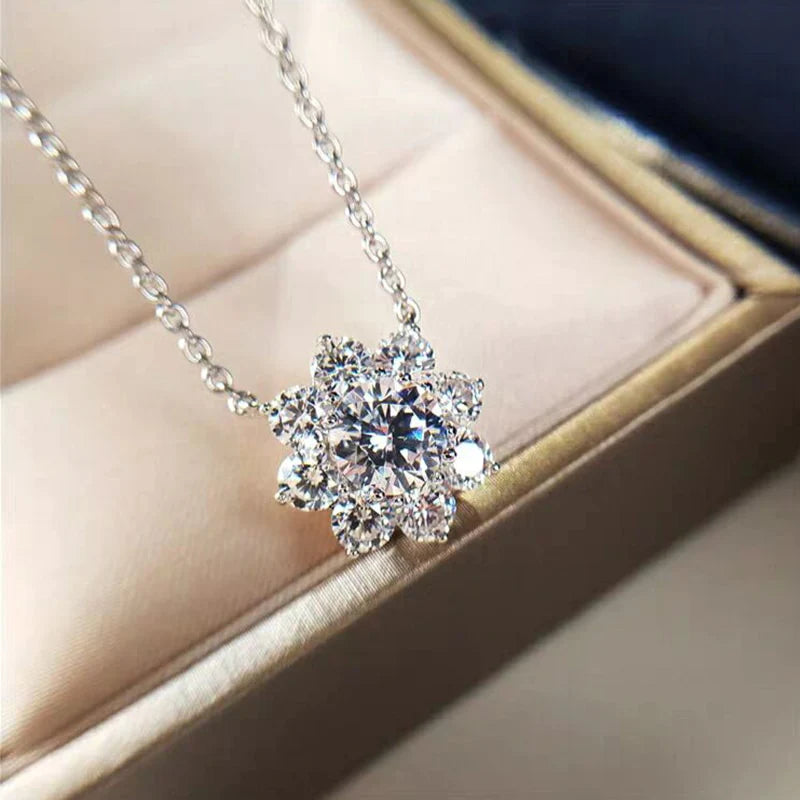 moissanite vs lab diamond Holloway Jewellery