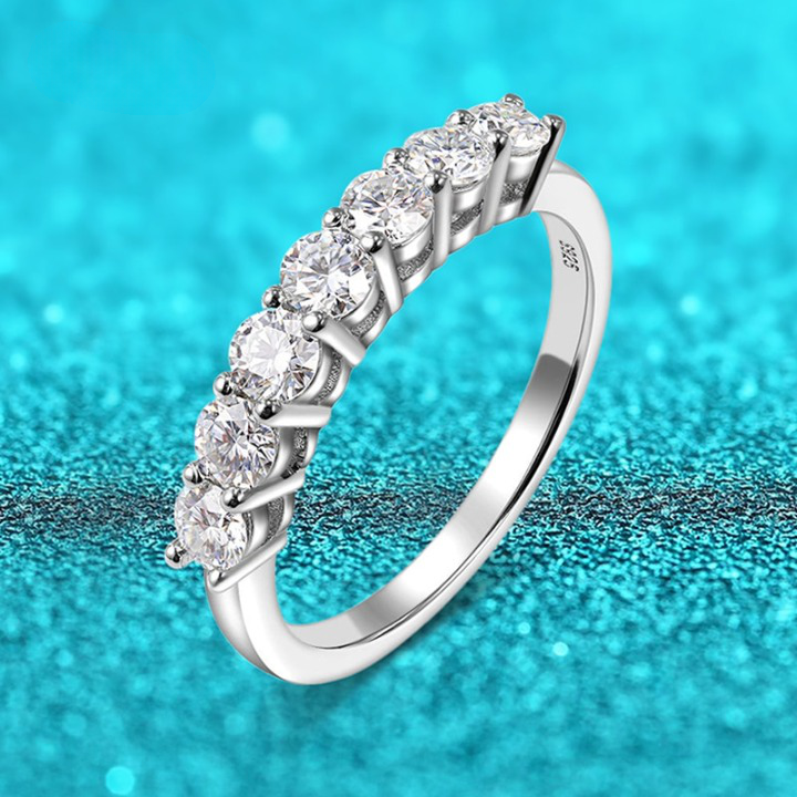 Holloway Jewellery Moissanite Diamond Ring