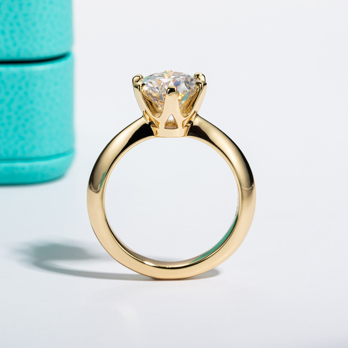 Moissanite Diamond Engagement Ring
