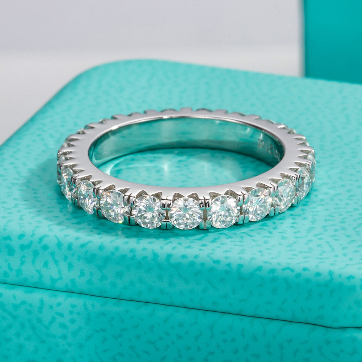 Moissanite Diamond Engagement Ring USA