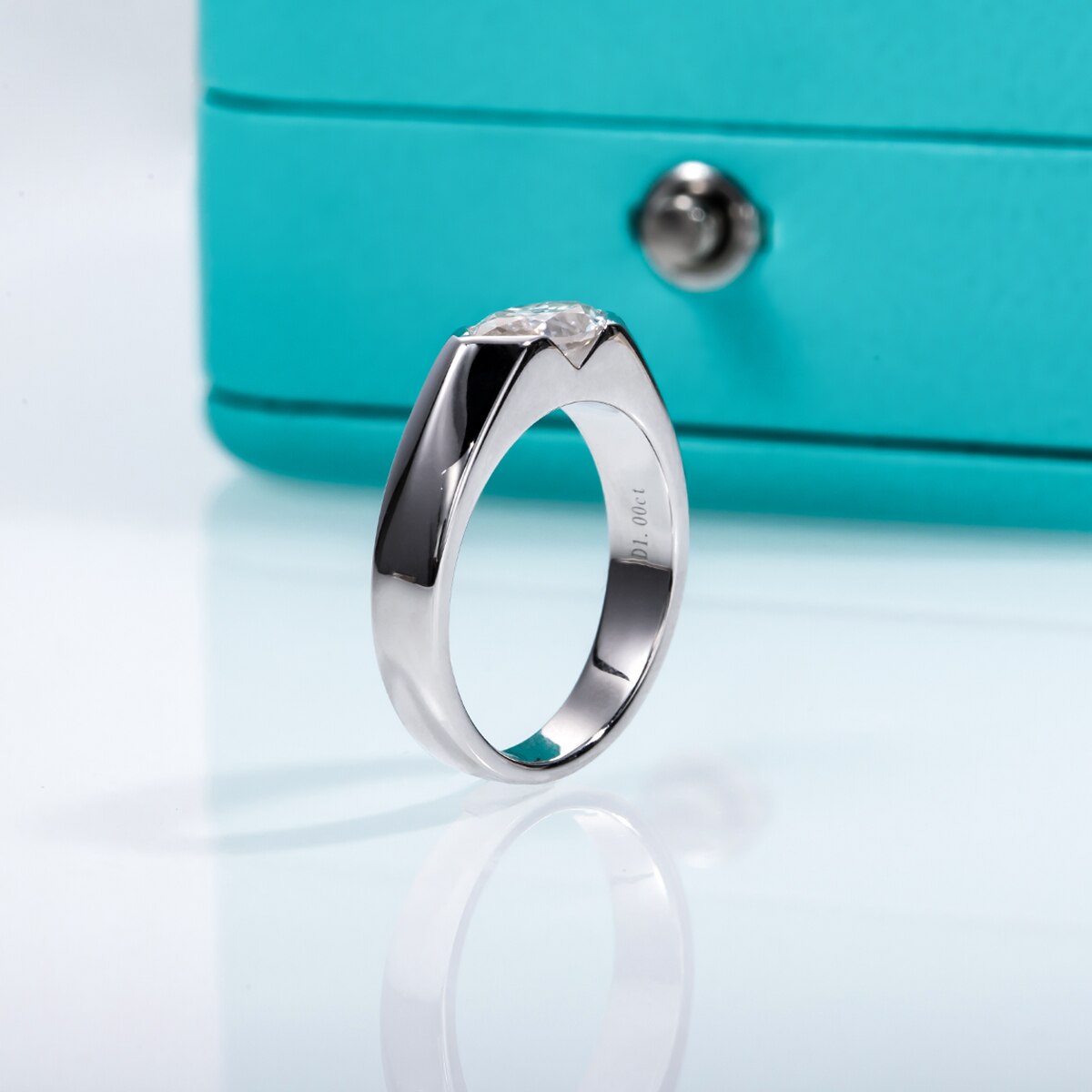 Moissanite Diamond Wedding Ring UK