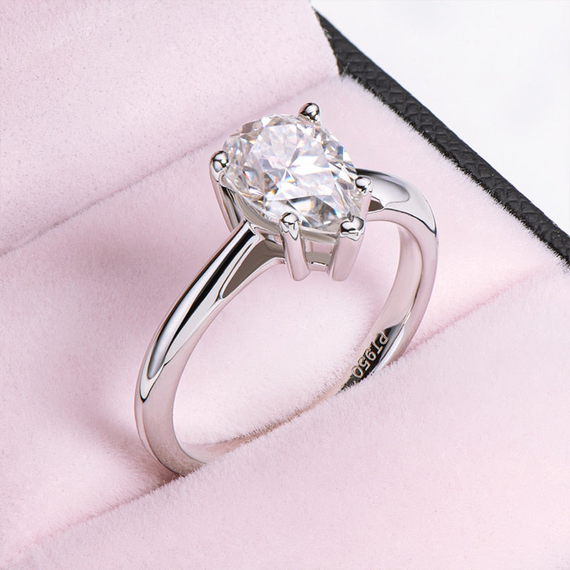 Holloway Jewellery Moissanite Diamond Ring 