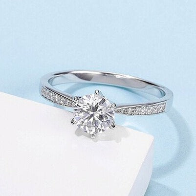 Engagement Ring Moissanite Diamond UK