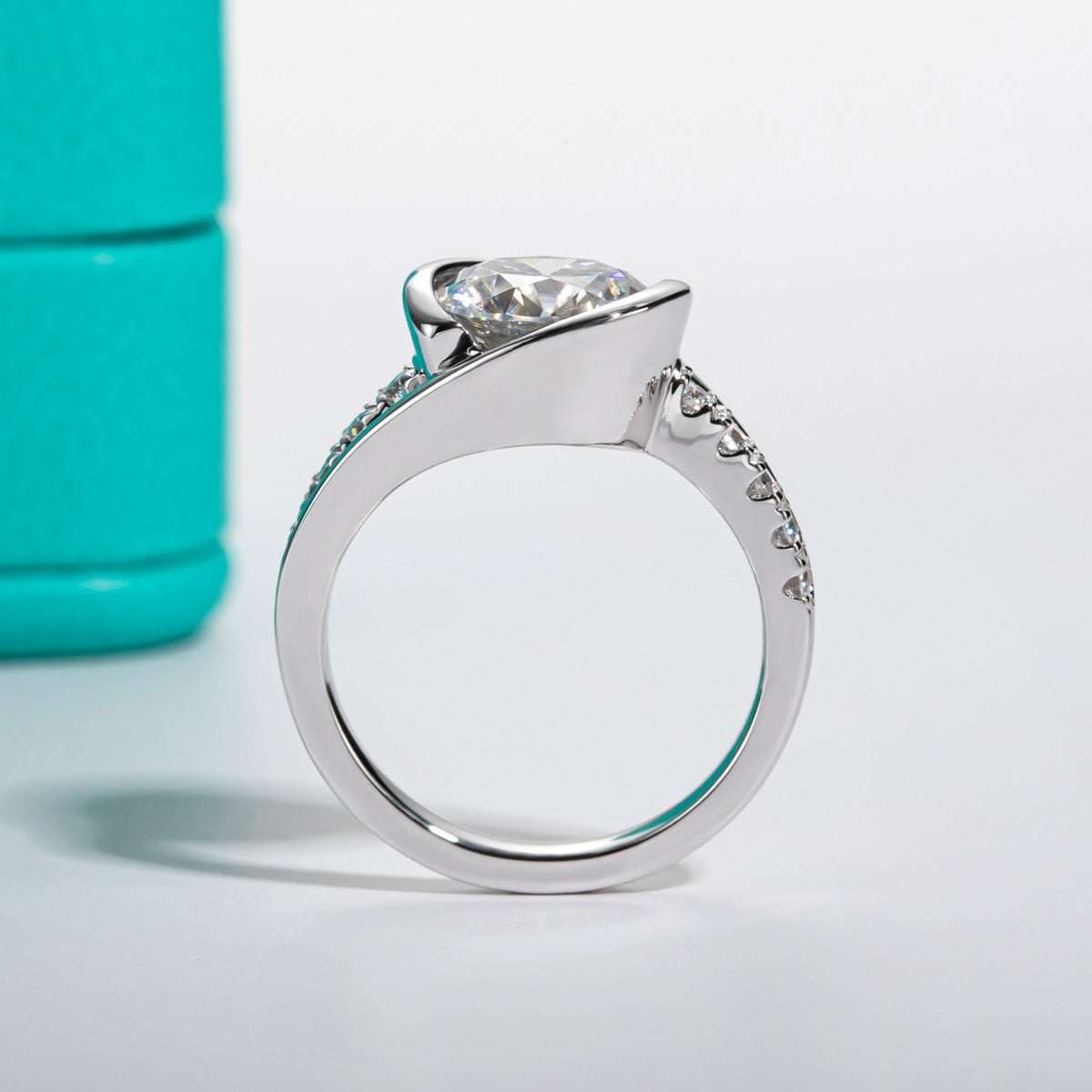 Sterling Silver Moissanite Diamond Engagement Ring